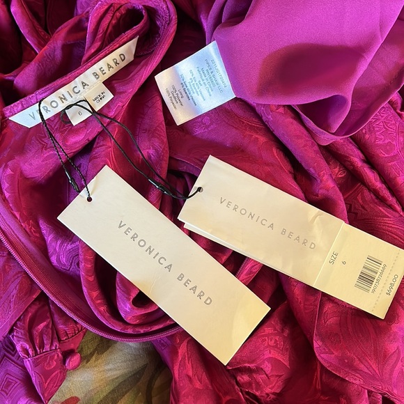 VERONICA BEARD Size 6 Weiss Dress Silk Bright Magenta VNeck Ruffle Slit $698 NWT - Picture 16 of 16
